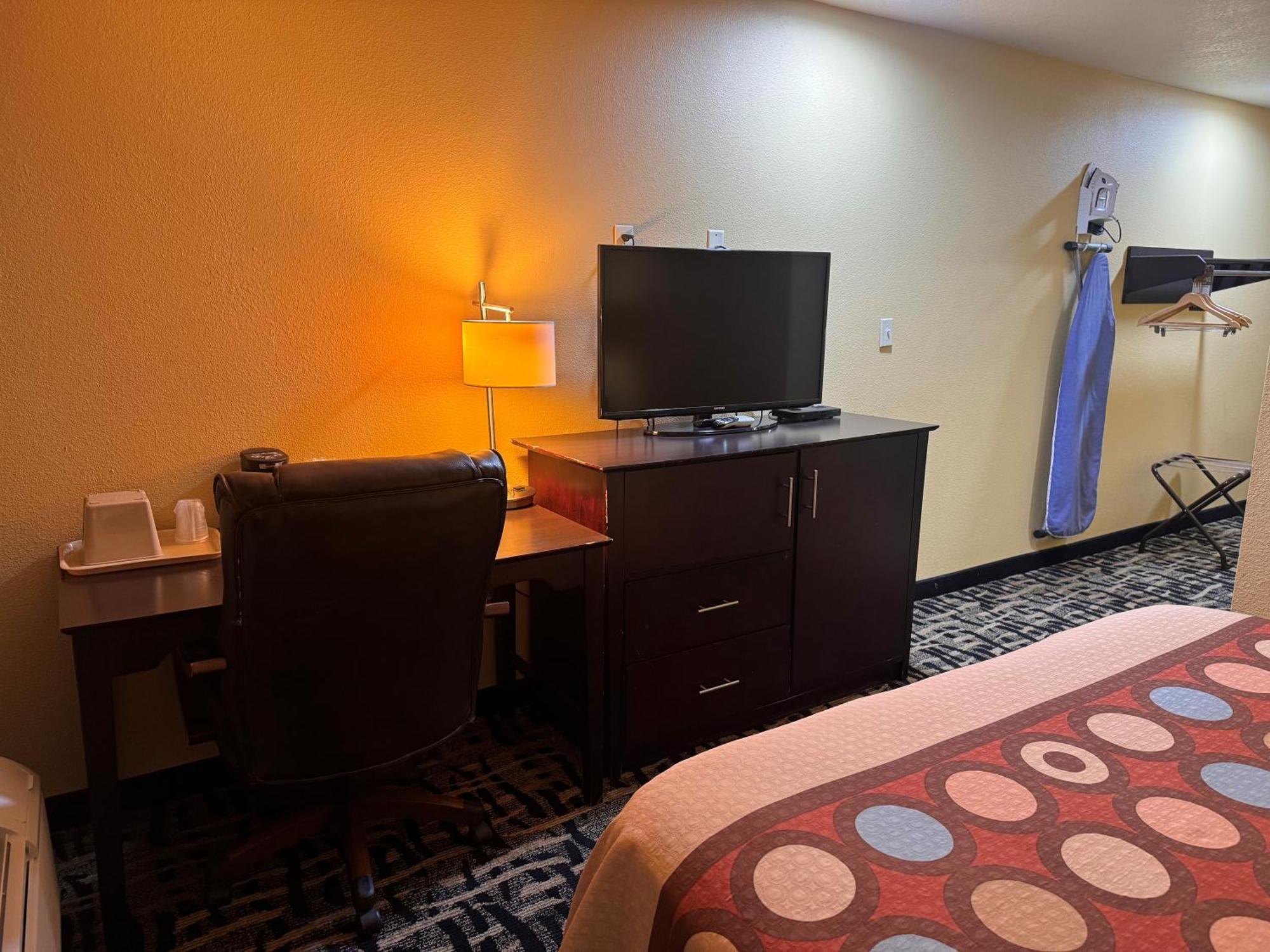 Super 8 By Wyndham Pasadena Hotell Eksteriør bilde