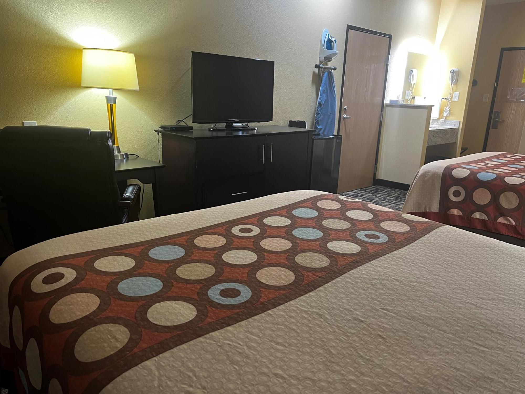 Super 8 By Wyndham Pasadena Hotell Eksteriør bilde